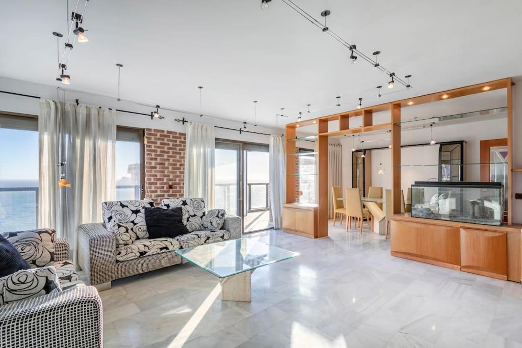 Atico Con Gran Terraza Apartment Benidorm Exterior photo
