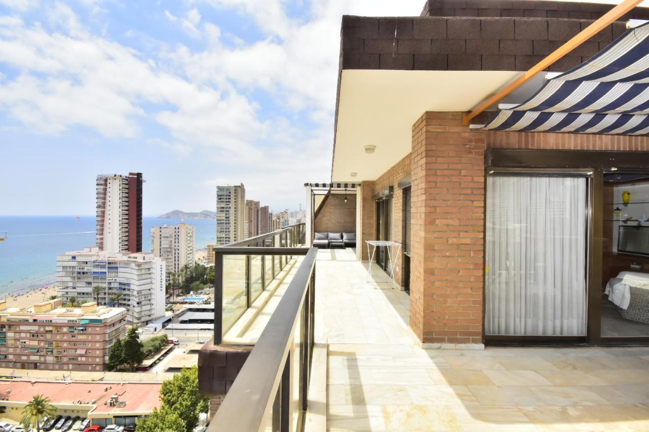 Atico Con Gran Terraza Apartment Benidorm Exterior photo